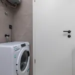 New Denis شقة
