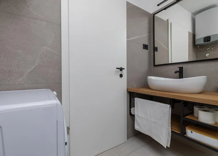 New Denis Apartamento